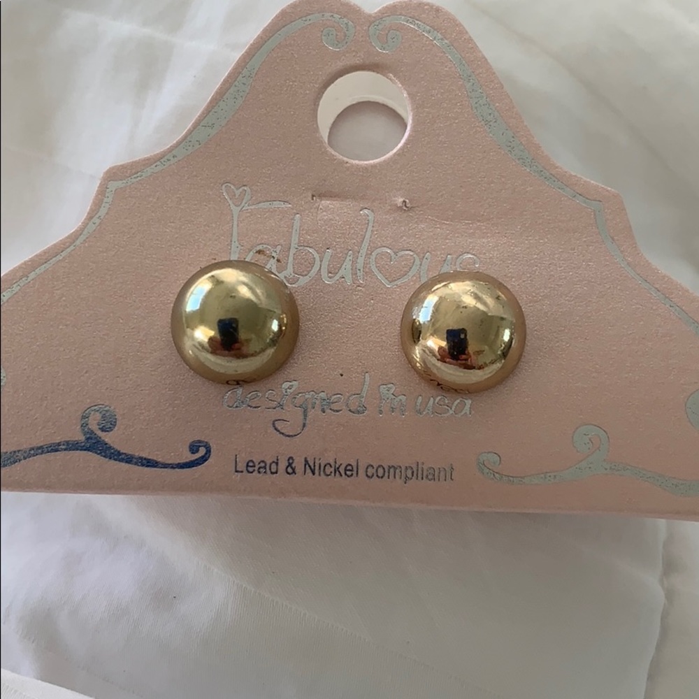 Earings